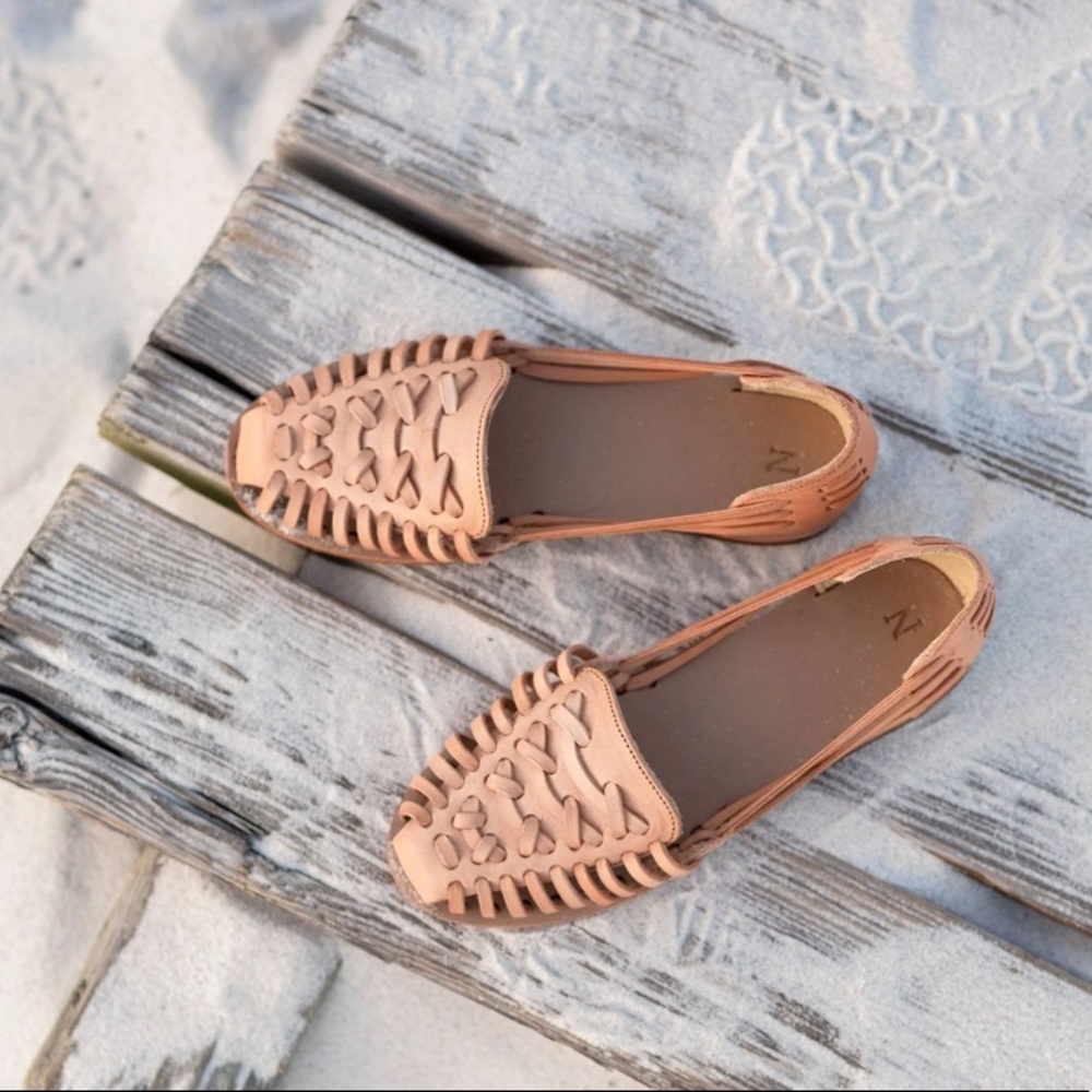 Nisolo Huarache sandals in Natural Vachetta